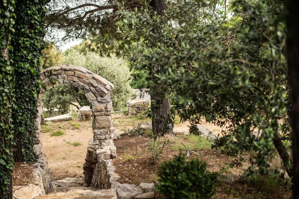 Holiday Home Raos - A Special Stonehouse, Brela Eksteriør billede